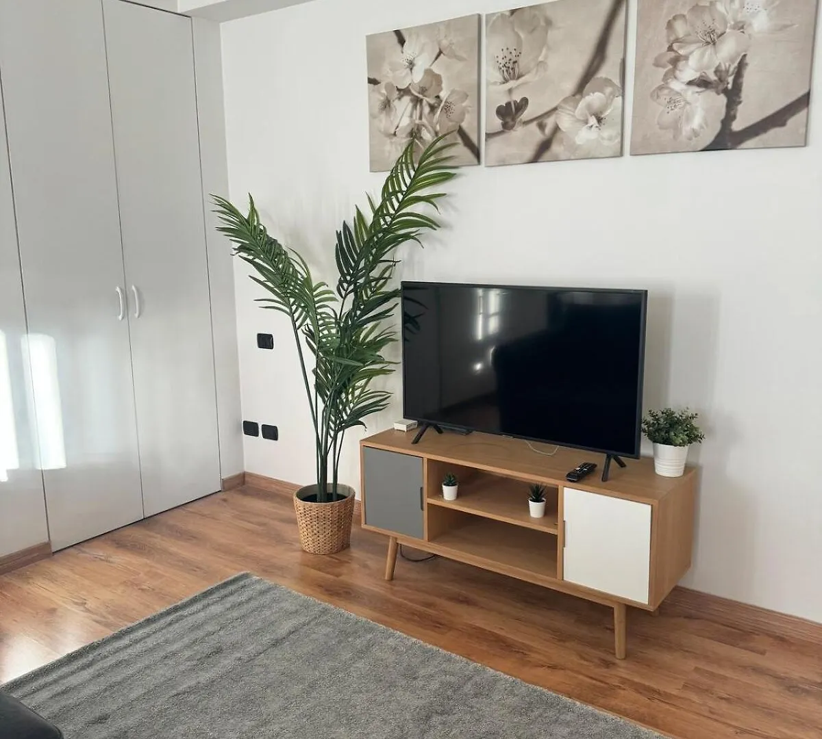 Design Apt On Navigli Milánó Olaszország